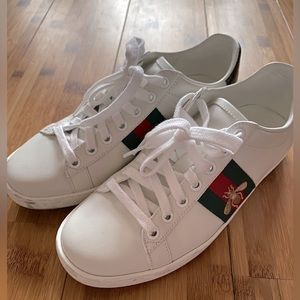 Gucci women Ace Bee Embroidered Sneakers size 35.5
